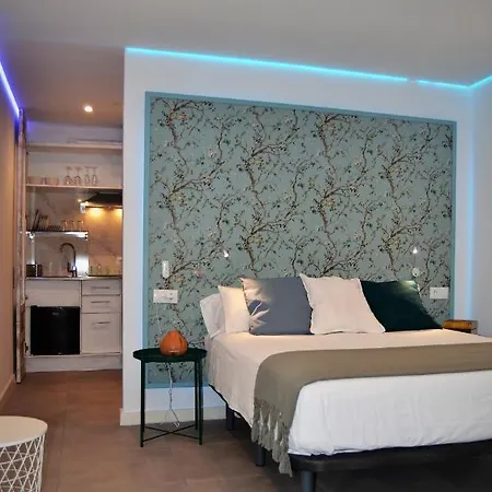 Suite Estudio Montana Torremolinos Exterior photo